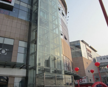 萬家樂廣場(chǎng)觀光電梯